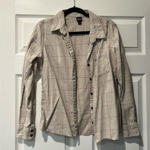 Patagonia organic cotton longsleeve button down